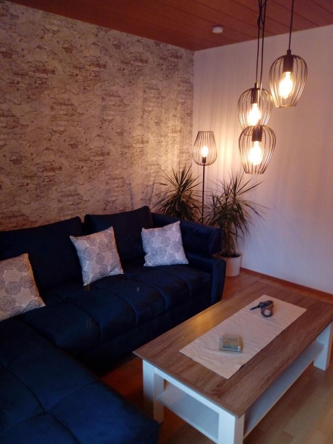 Ferienwohnung Jungbaer - Die Wohlfuehl-Adresse Im Stangenwald Санкт Ингберт Екстериор снимка