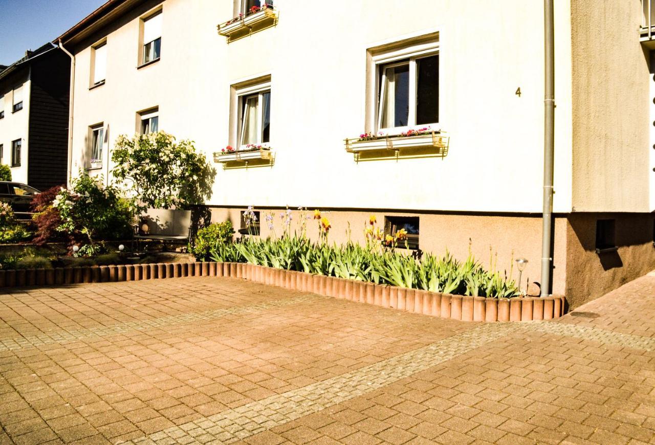 Ferienwohnung Jungbaer - Die Wohlfuehl-Adresse Im Stangenwald Санкт Ингберт Екстериор снимка