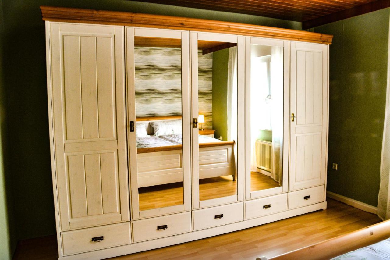 Ferienwohnung Jungbaer - Die Wohlfuehl-Adresse Im Stangenwald Санкт Ингберт Екстериор снимка